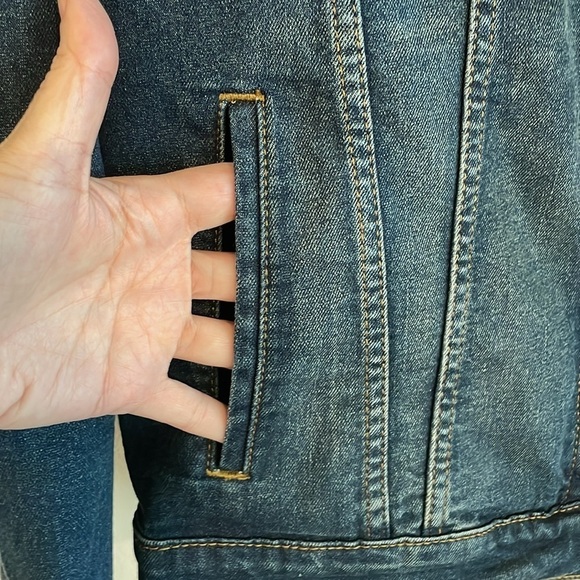 Levi’s Strauss Gold Men’s Jacket Medium Causal Cotton Blue Distressed Preppy - Picture 8 of 17